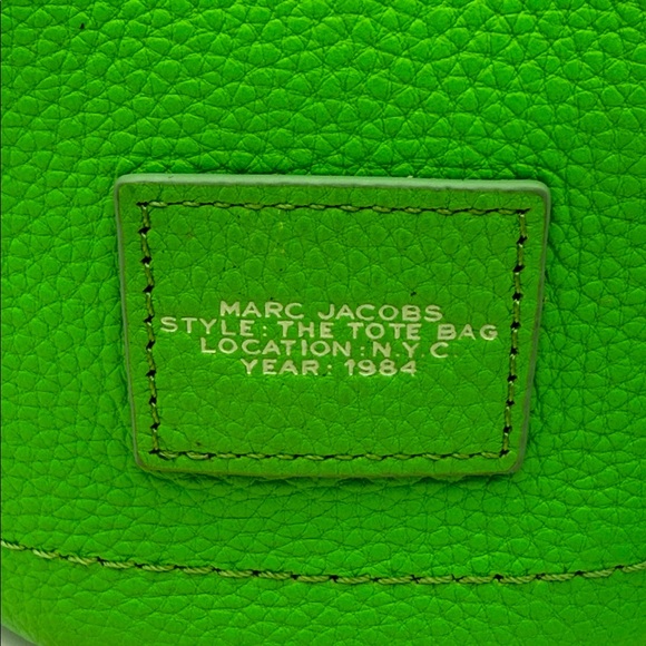 MARC JACOBS Leather Mini Bucket Bag - Apple - Picture 11 of 11